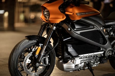 La nueva motocicleta eléctrica de Harley-Davidson, LiveWire, se muestra en el folleto publicada por Harley-Davidson