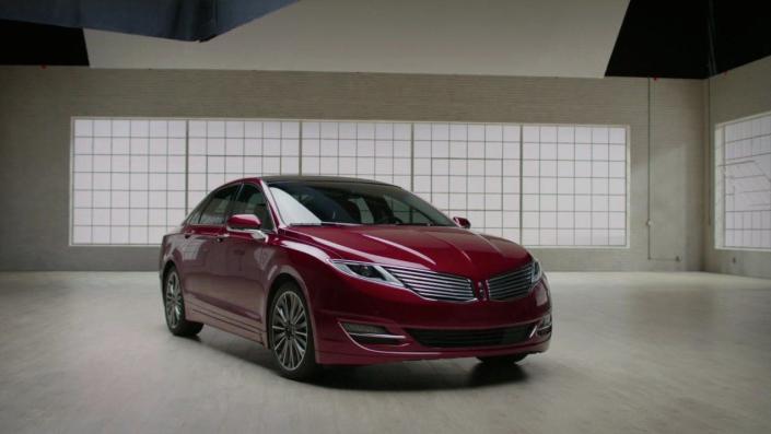 The 2014 Lincoln Mkz.