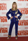 <p>For the New York premiere of ‘Assassination Nation’, Suki Waterhouse wore the velvet suit of dreams complete with glitzy platforms and a new ’70s-inspired fringe. LOVE. <em>[Photo: Getty]</em> </p>