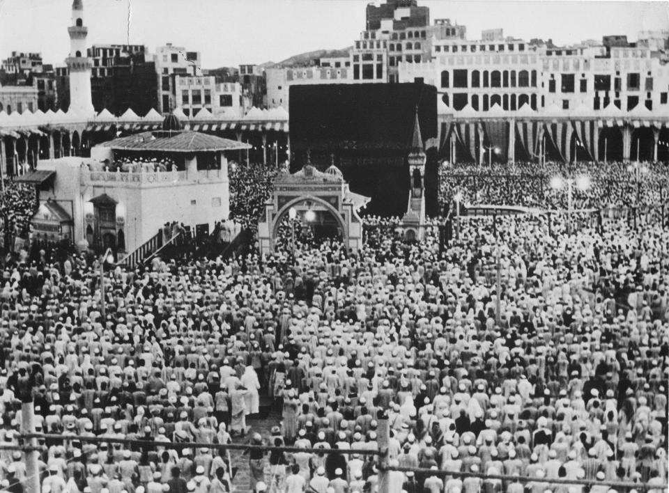 Thousands of pilgrims at the wrapped Kaaba of Mecca on Sept. 24, 1951.