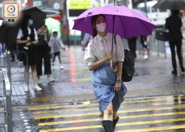 天文台取消黃雨警告　驟雨雷暴仍持續