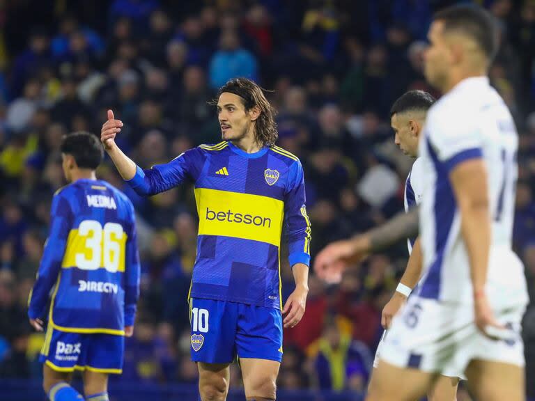 Edinson Cavani, durante el partido entre Boca y Talleres, en la Bombonera