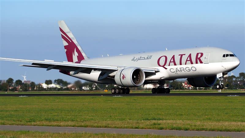 卡達航空（Qatar Airways）的旅客被脫褲檢查。（示意圖／翻攝自pixabay）