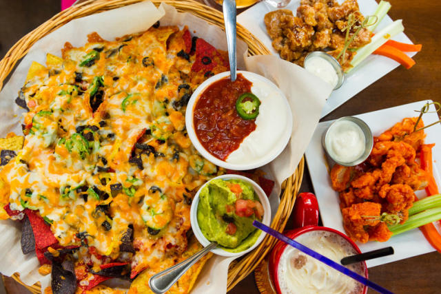 Super Bowl: Wings are the king of game day snacks, but not in Arizona