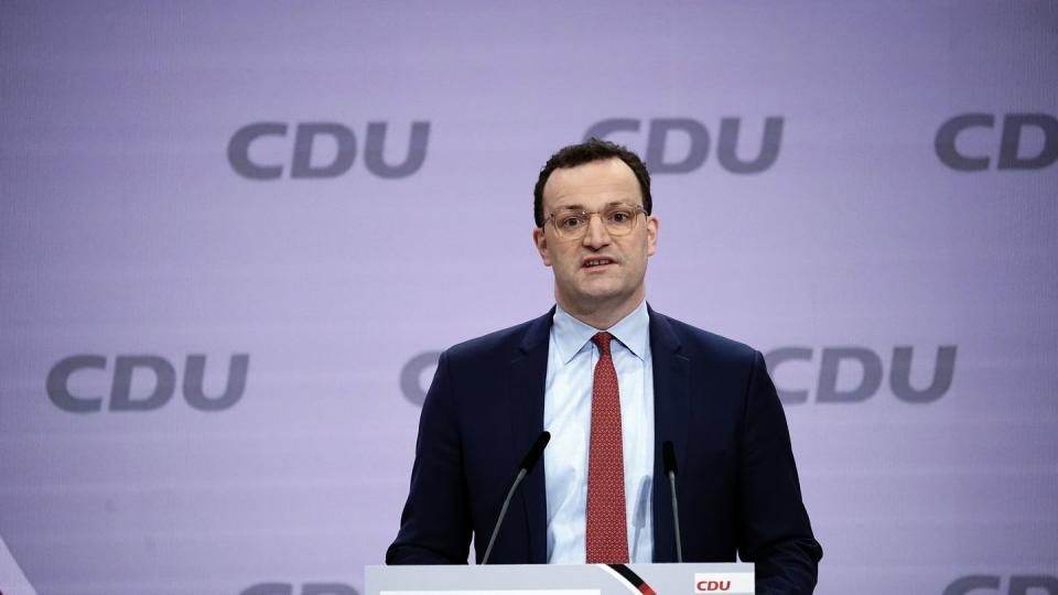 Gesundheitsminister Jens Spahn hält seine Bewerbungsrede als stellvertretender Vorsitzender beim digitalen Bundesparteitag der CDU.