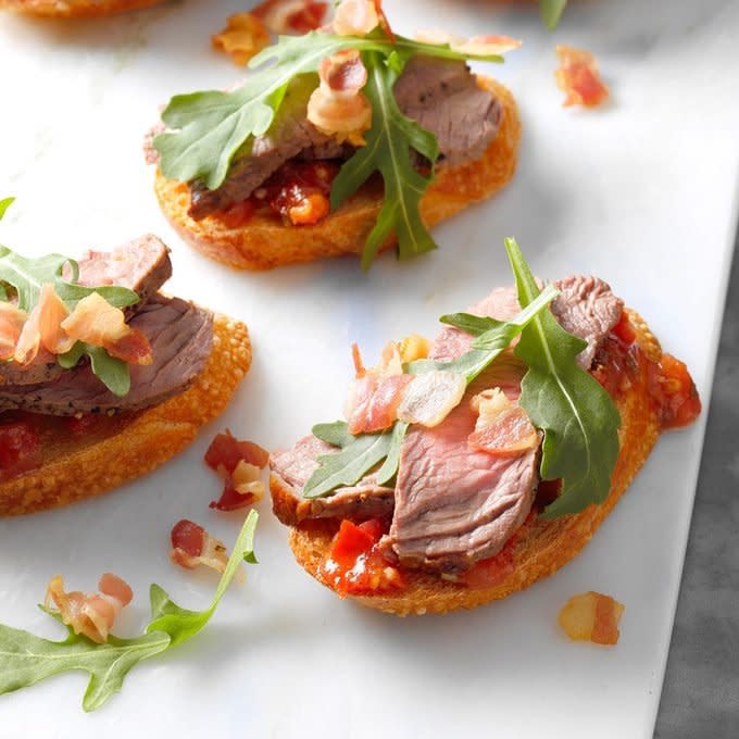 Italian Steak Bruschetta Exps Thca18 118417 B01 11 5b 1