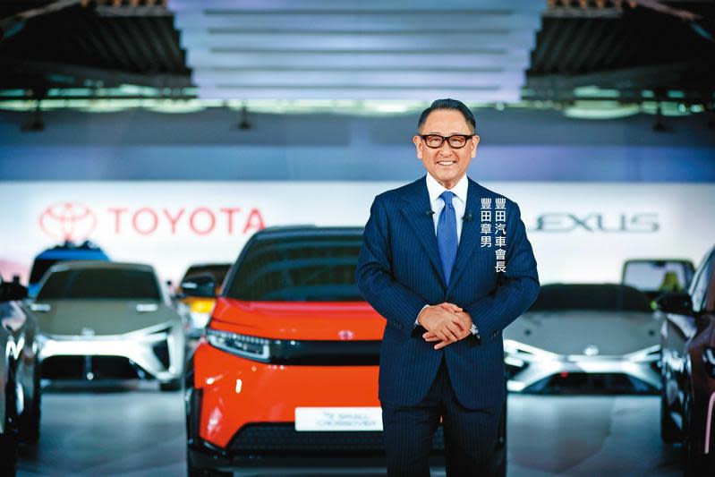 全球汽車龍頭豐田（TOYOTA）6月中宣布，2027年將推出全固態鋰電池電動車，燃起新能源車次世代電池大戰。圖為豐田汽車會長豐田章男（翻攝TOYOTA USA Newsroom）