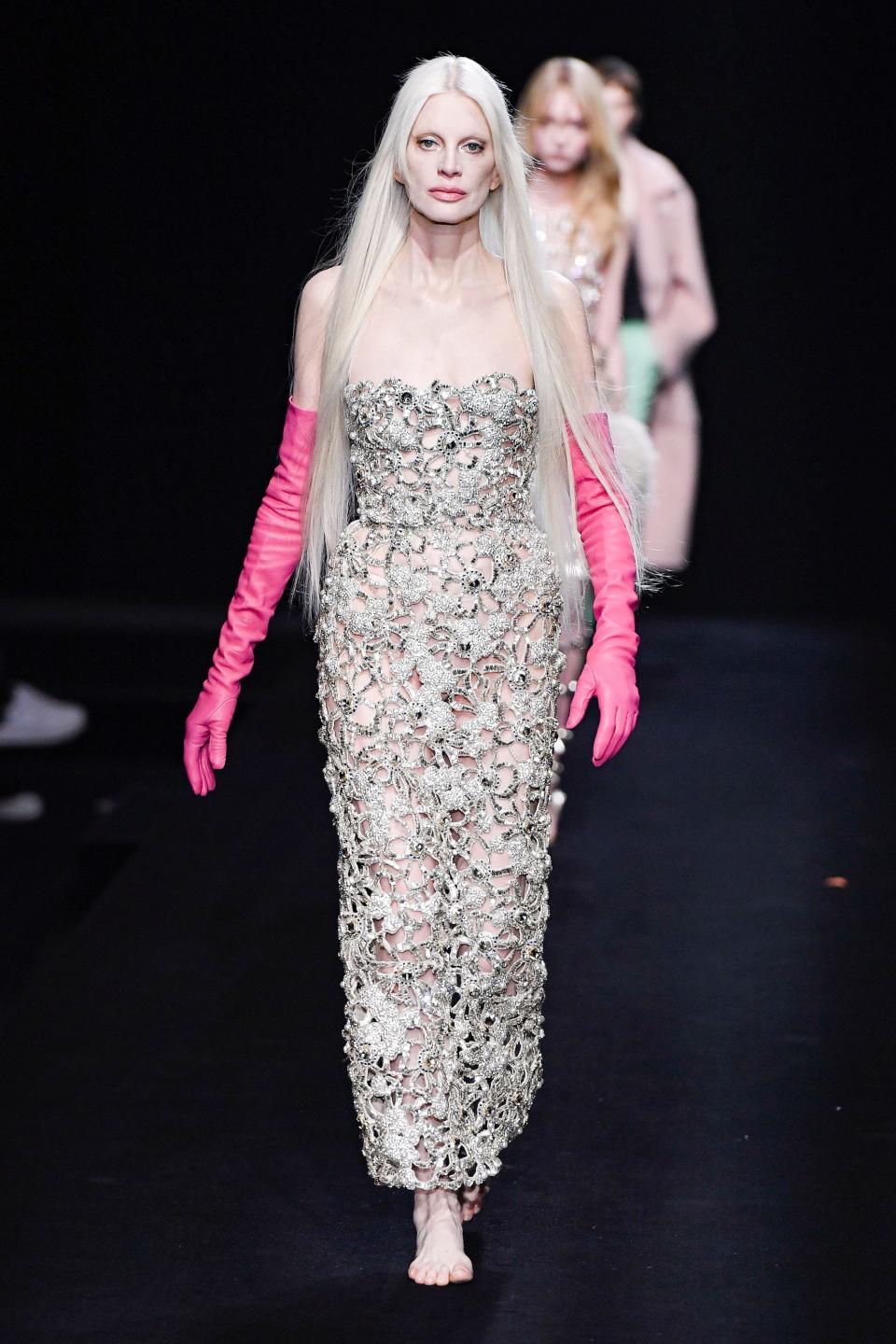 Kristen McMenamy walks the runway during the Valentino Haute Couture Spring/Summer 2023 fashion show on January 25, 2023.