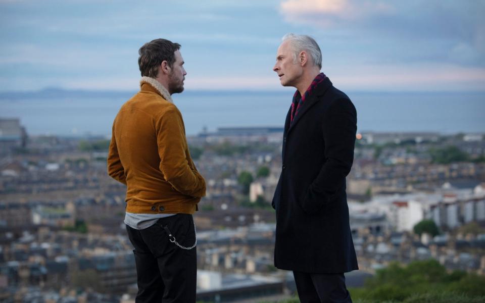 Brothers Jake (Jamie Sives) and Max (Mark Bonnar) debate what to do after they accidentally killed a man - 2