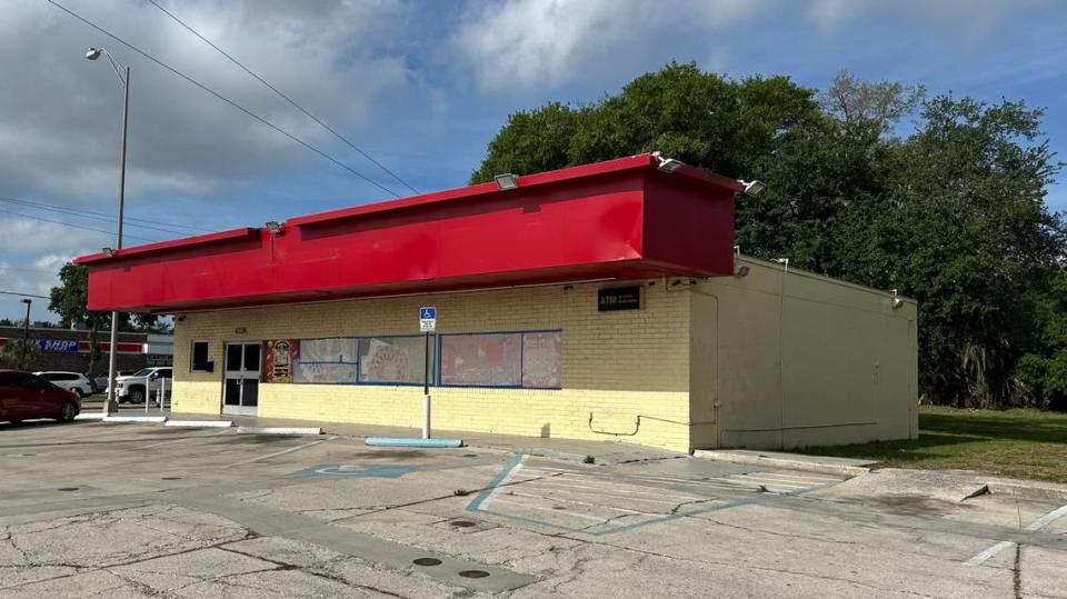 Property that once was home to Circle K convenience store at 6228 15th St. E., Bradenton, shown Tuesday, is proposed for a new McDonald’s restaurant.