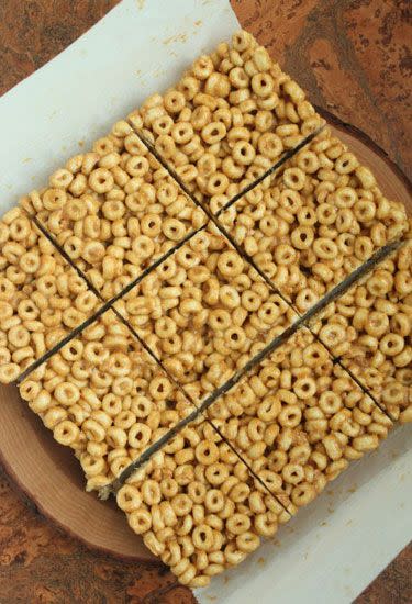 Three-Ingredient Peanut Butter and Honey Cereal Bars