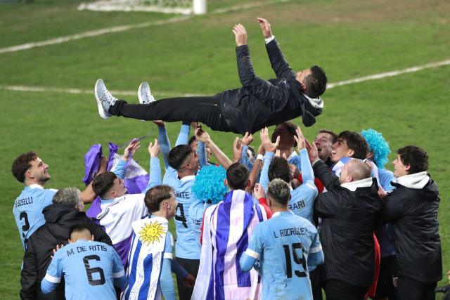 Vidas paralelas: ¿Qué otros trabajos tienen los árbitros del fútbol uruguayo  y cómo coordinan las dos actividades? - EL PAÍS Uruguay
