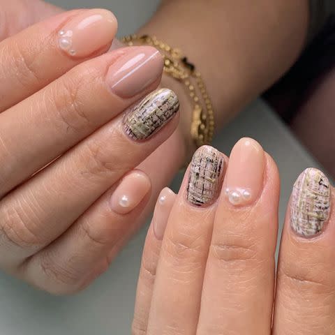 <p><a href="https://www.instagram.com/p/Cy6JZqWxZq3/" data-component="link" data-source="inlineLink" data-type="externalLink" data-ordinal="1">@nailsbycanishiea</a> / instagram</p>