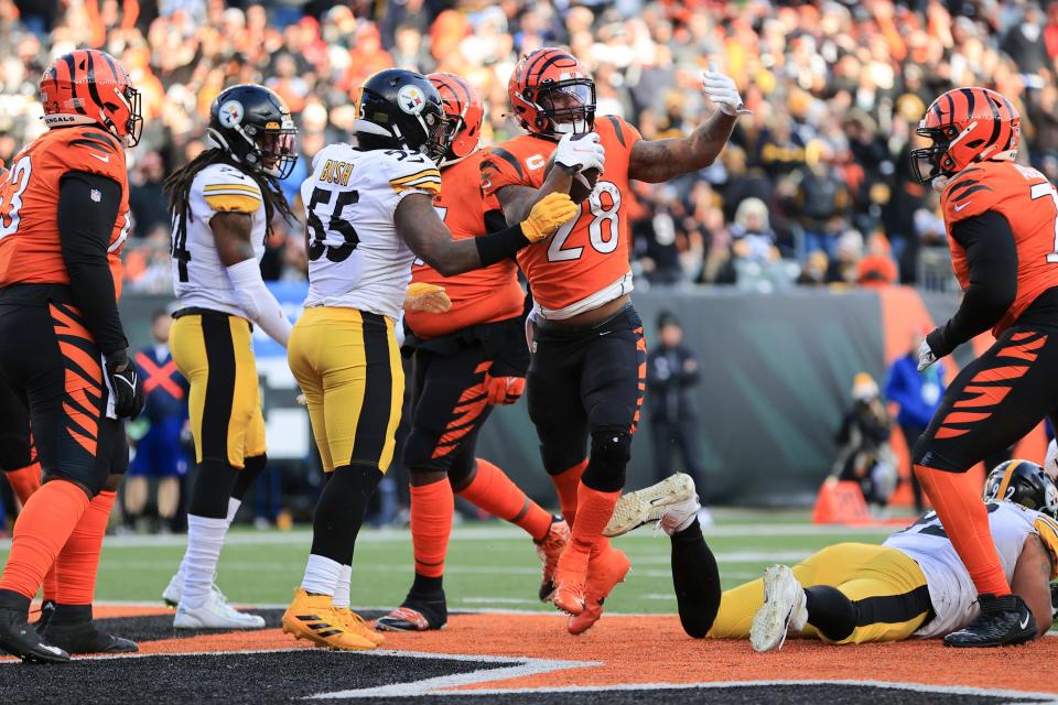 Cincinnati Bengals running back Joe Mixon reacts after scoring a touchdown against the Pittsburgh Steelers last Sunday in Cincinnati. He's been a solid fantasy starter all season.