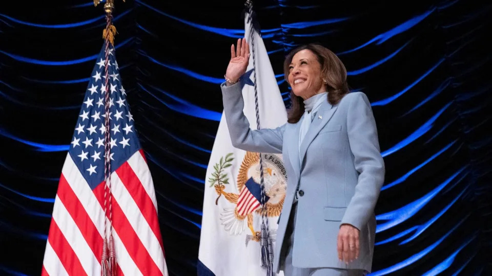 PHOTO: Vice President and Democratic presidential nominee Kamala Harris waves ater speaking at the Congressional Hispanic Caucus Institute in DC, Sept. 18, 2024. (Roberto Schmidt/AFP via Getty Images)