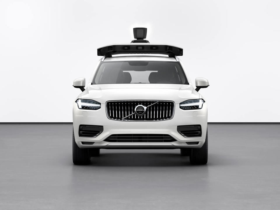 254702_Volvo_Cars_and_Uber_present_production_vehicle_ready_for_self-driving.jpg
