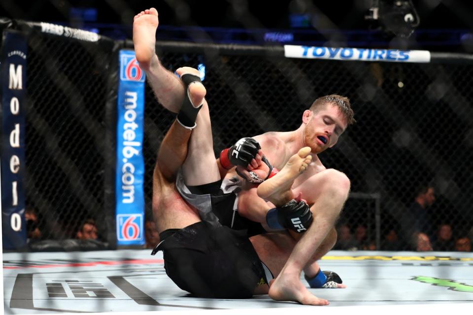 Bantamweight UFC contender Cory Sandhagen in action against Raphael Assuncao (Getty Images)