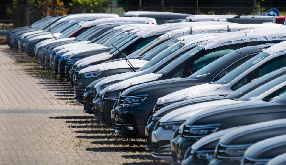 15 May 2020, Lower Saxony, Lehrte: New Volkswagen vehicles are parked in a parking lot of a logistics company. As expected, the Volkswagen Group has come under heavy pressure due to the Corona sales restrictions. The Group brands delivered 473,500 vehicles worldwide in April, 45.4 percent less than in the same month last year. The corona crisis has plunged the entire German economy into recession. Photo: Julian Stratenschulte/dpa (Photo by Julian Stratenschulte/picture alliance via Getty Images)