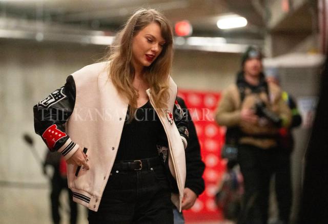 Where did Taylor Swift get her Chiefs jacket? Her game-day oufit