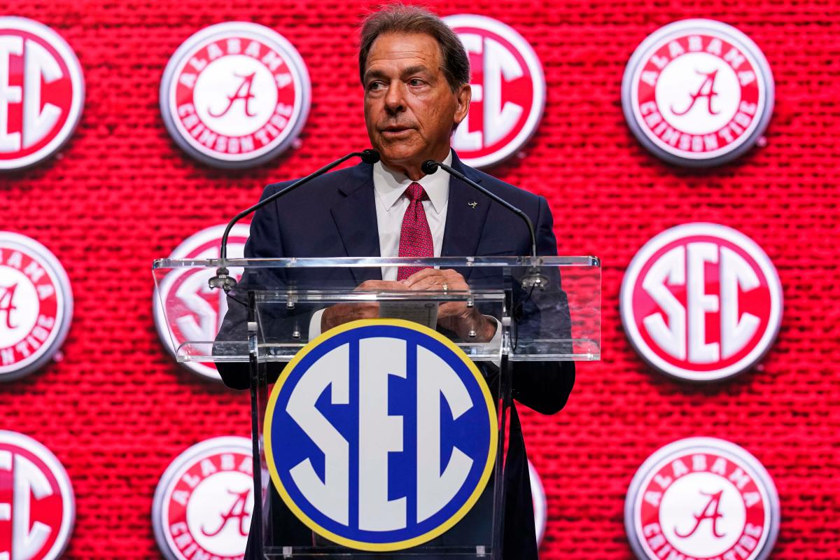 Heres How Much Nick Saban Said Alabama Football Players Made In Nil In 2021 