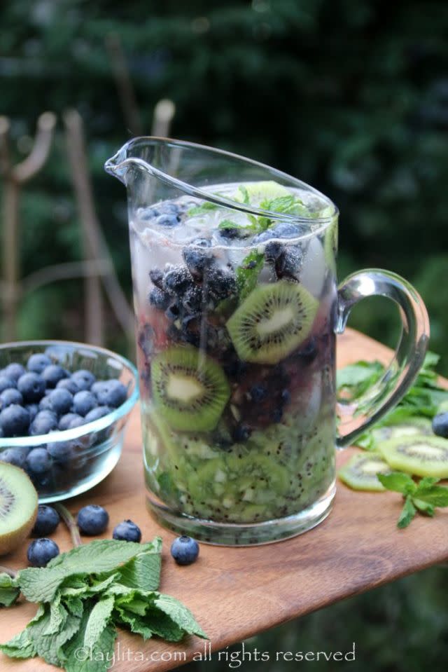 Kiwi Blueberry Mojito