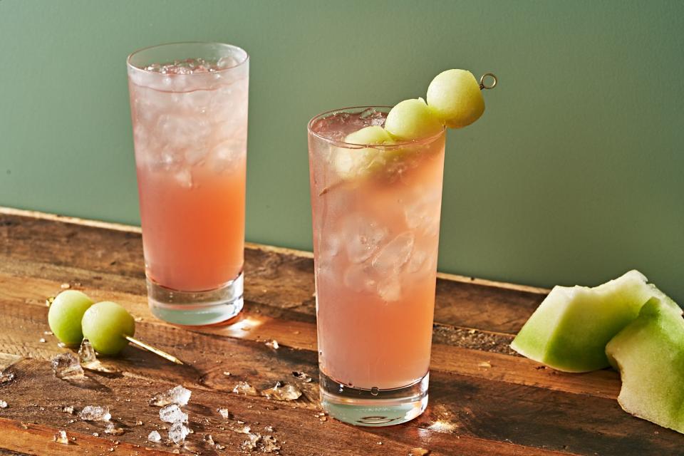 27 Cocktails Perfect For Your Mother's Day Toast