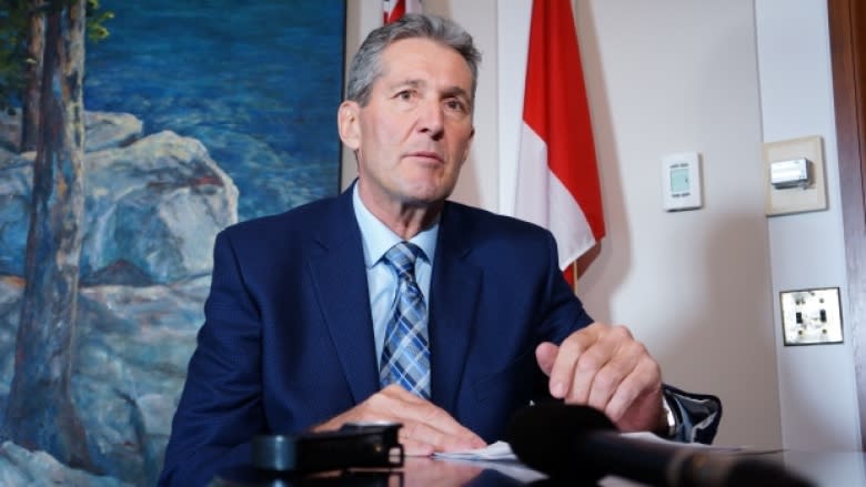 Pallister promises health announcement will cause 'a lot of debate,' but won't give details