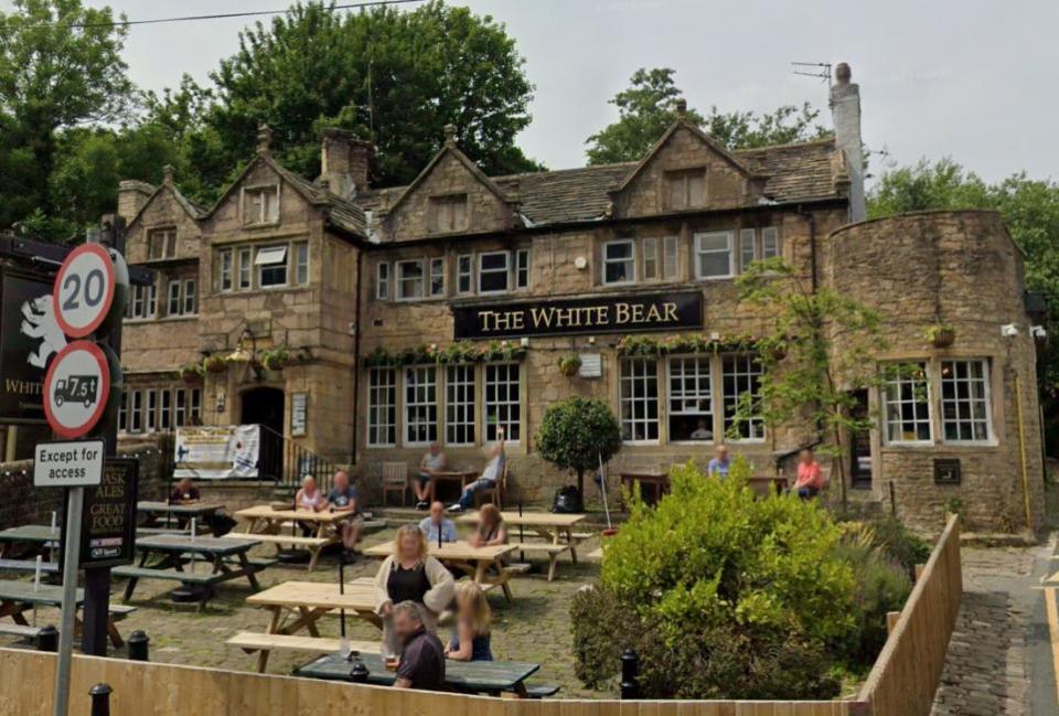 Lancashire Telegraph: The White Bear, where Michael Hannan had been boozing before he attacked James O'Hara