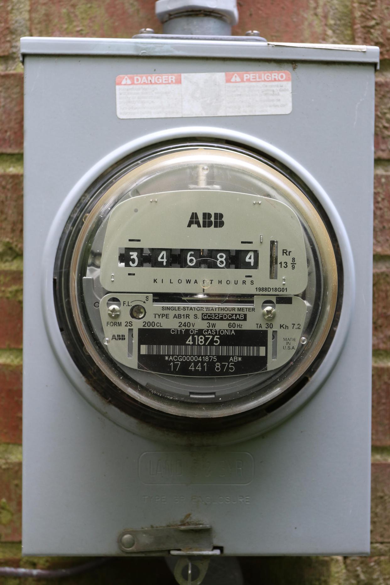 A Gastonia electric meter on a home on Jackson Road Thursday morning, Aug. 13, 2020.