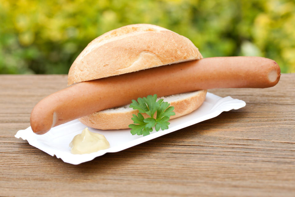 Edeka ruft eine Bockwurst der Marke 