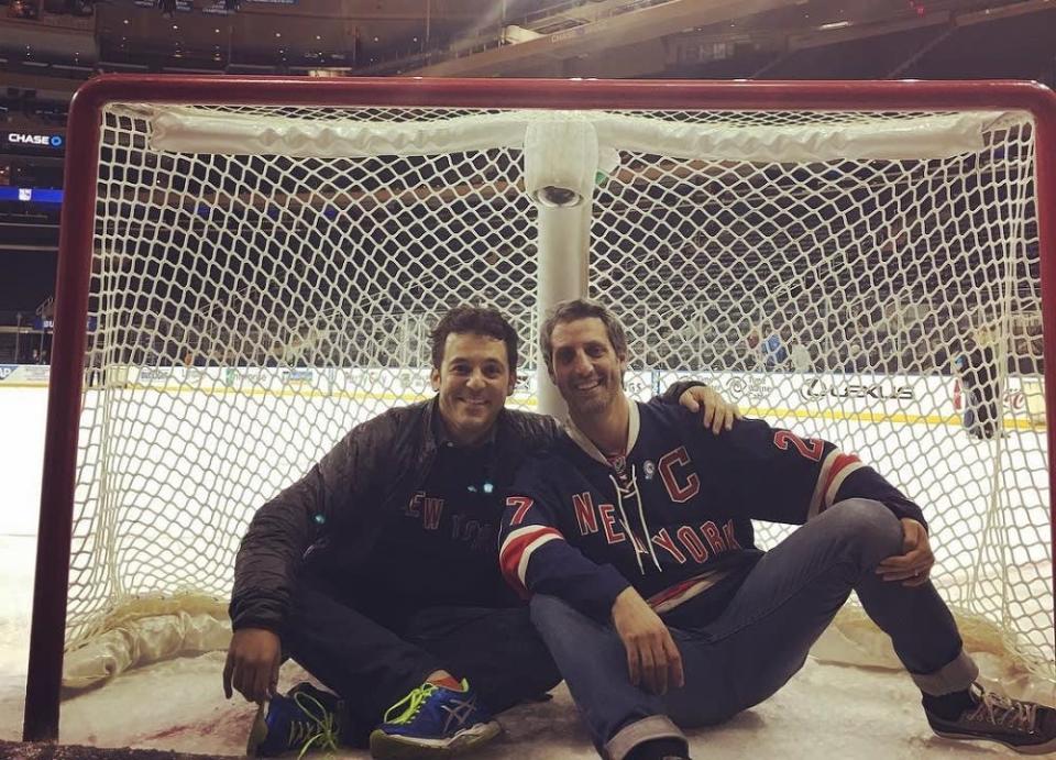 Fred Savage (left) at a hockey game with former &#x002018;The Wonder Years&#x002019; co-star Josh Saviano in 2016. &#x002014; Picture via Instagram/joshsaviano