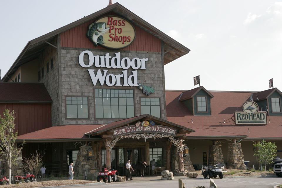 11) Bass Pro Shops