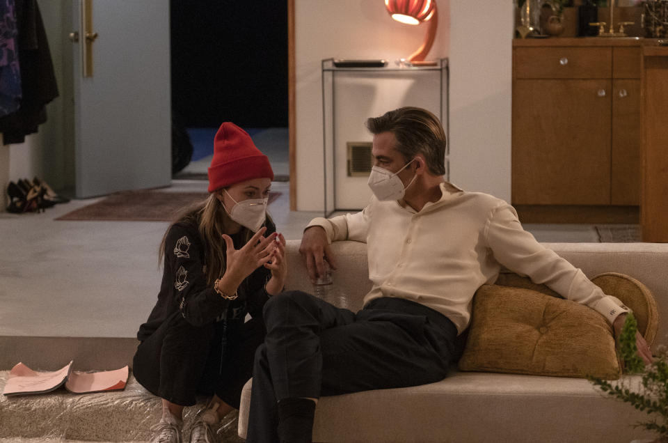 Olivia Wilde directs Chris Pine on the set of Don't Worry Darling. (Photo: Courtesy Warner Bros. Pictures)