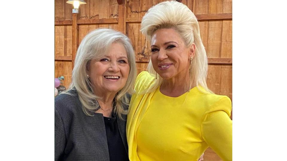 Theresa caputo and mom