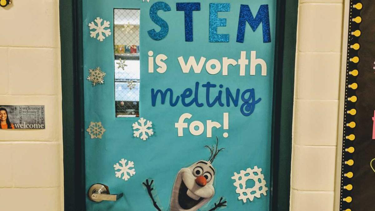 19 Christmas Classroom Doors To Welcome