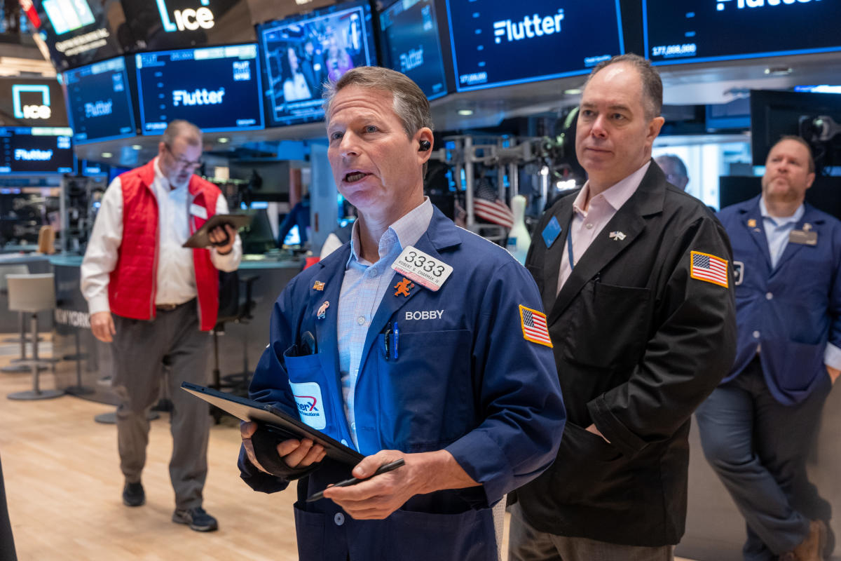 Stock market today: S&P 500, Nasdaq notch fresh records as huge week on Wall Street kicks off