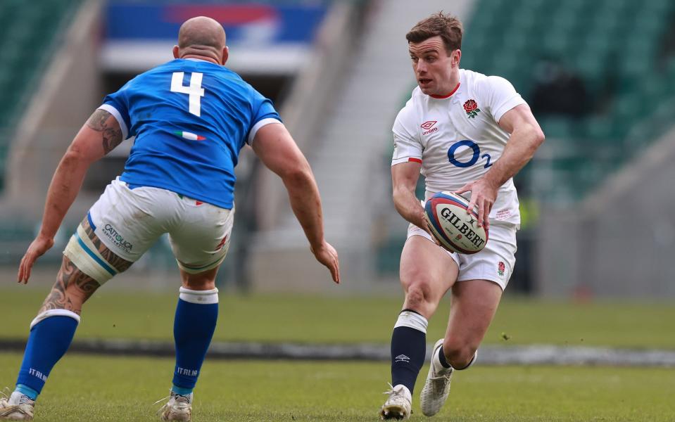 George Ford of England off loads the ball during the Guinness Six Nations match between England and Italy at Twickenham Stadium on February 13, 2021 in London, England.  - GETTY IMAGES