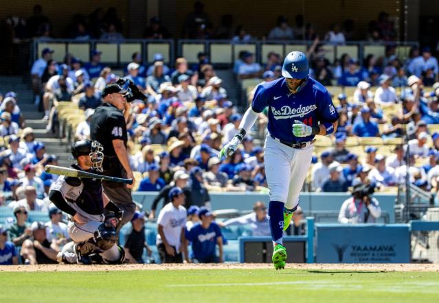 Julio Urías strikes out 12 while the Dodgers rout the Rockies 8-3