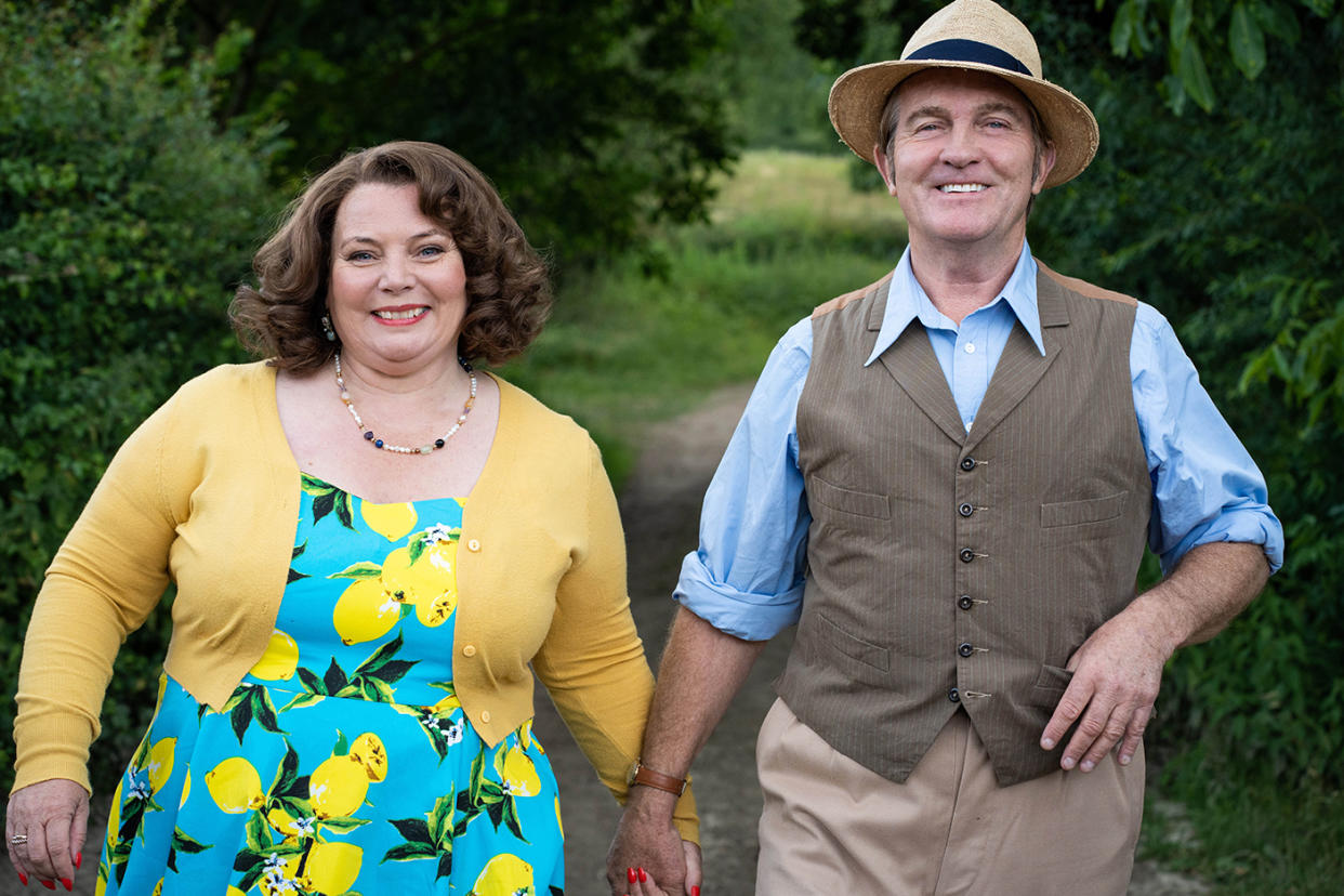 Joanna Scanlan and Bradley Walsh play Ma and Pop Larkin. (ITV)