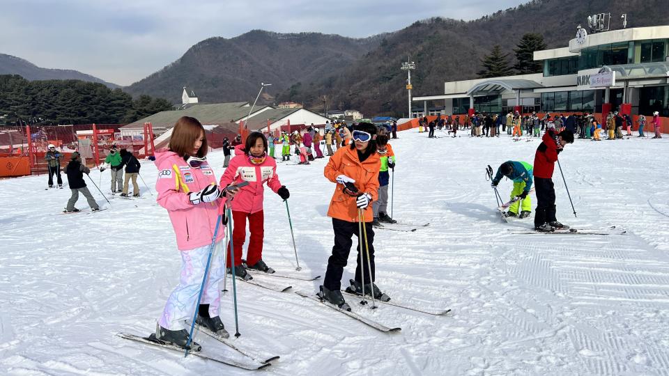 雙11優惠2023｜韓國芝山滑雪場一日遊1折優惠！11月11日9pm開賣、每位$35.5包30分鐘滑雪課程、裝備租借、首爾專車接送