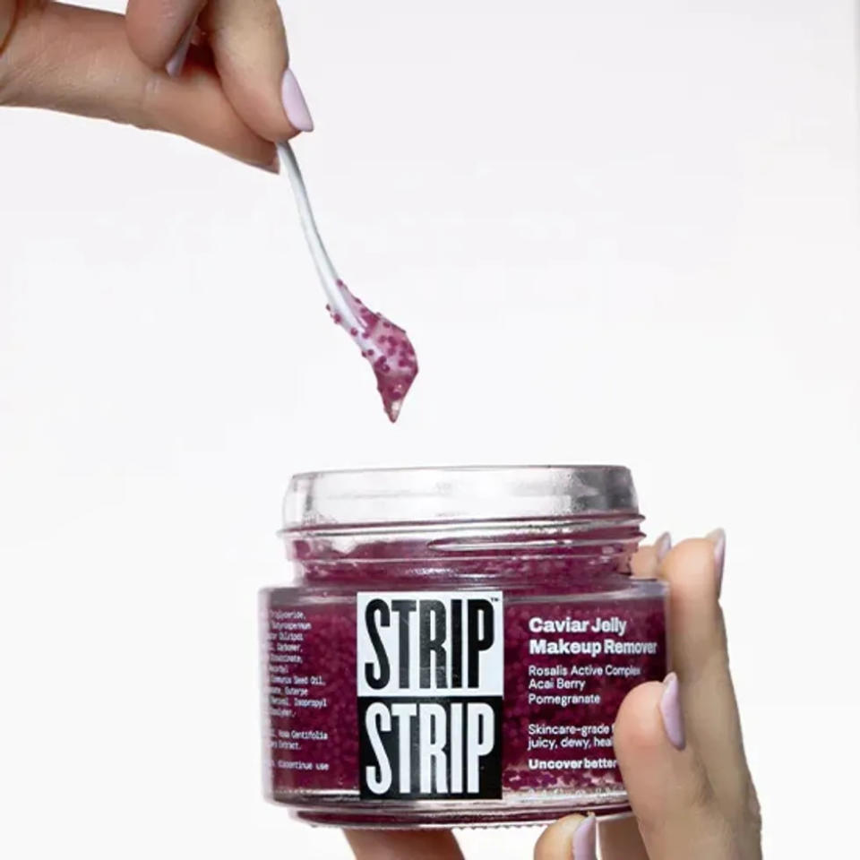 STRIP MAKEUP - CAVIAR JELLY MAKEUP REMOVER