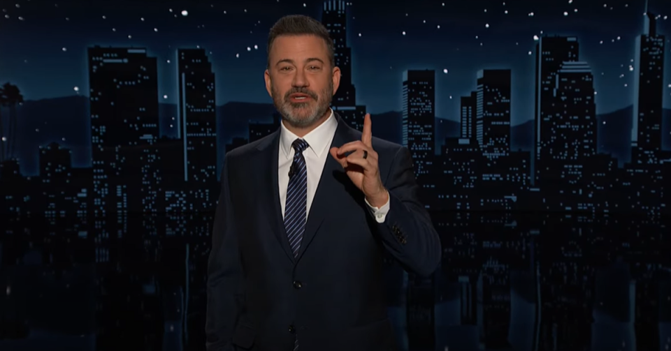 En el episodio del lunes de su programa, Kimmel dedicó siete minutos a burlarse del “cerebro de hámster” de Rodgers. (Jimmy Kimmel Live)