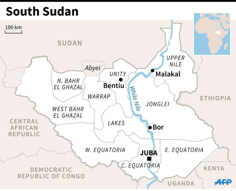 In the battleground state of Unity, thousands of civilians are trekking through the vast Sudd swamplands to reach the village of Nyal, away from fighting, the United Nations has warned