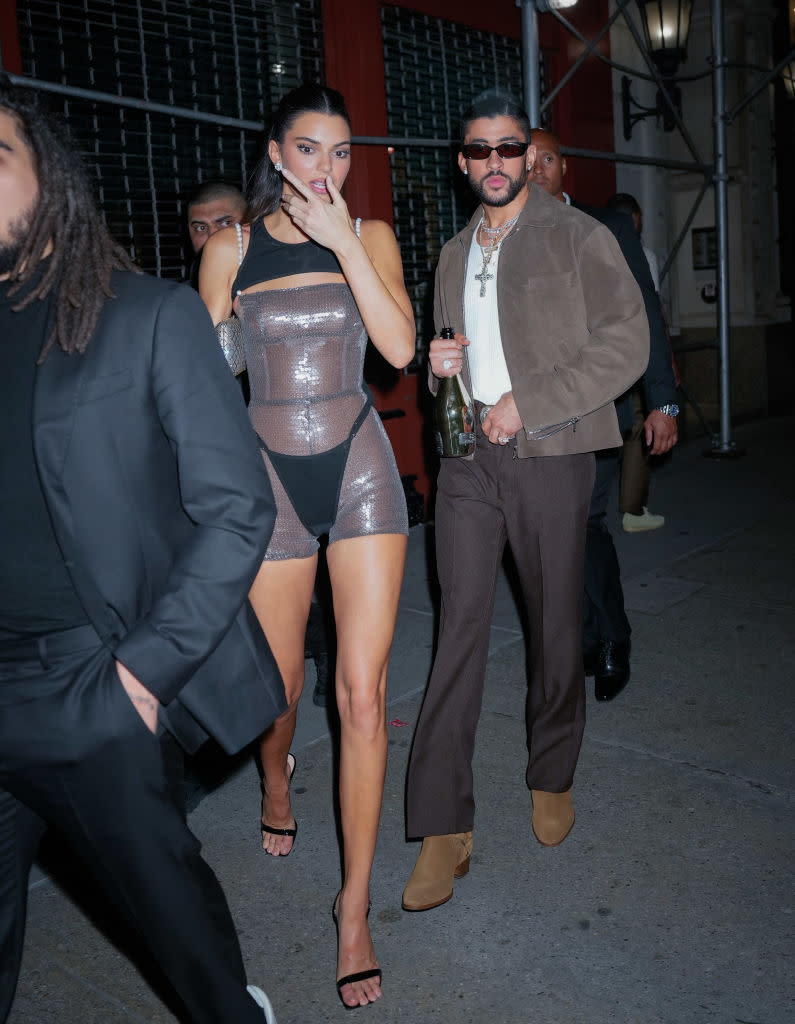 NEW YORK, NEW YORK - MAY 01: Kendall Jenner and Bad Bunny are seen heading to a Met Gala afterparty on May 01, 2023 in New York City. (Photo by Gotham/GC Images)