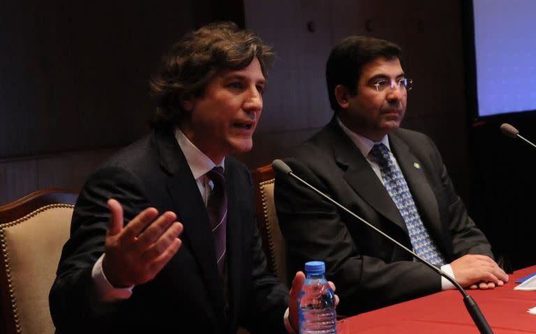 Boudou y Echegaray, junto a sus equipos, analizan cambios impositivos