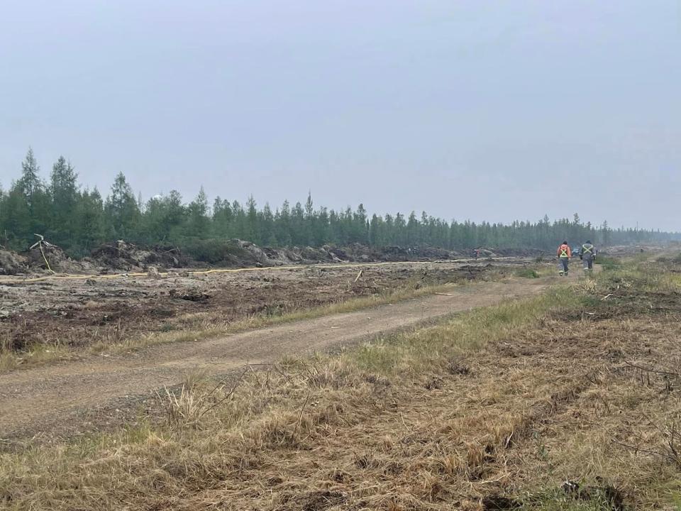 Fire breaks around Yellowknife on August 17. 