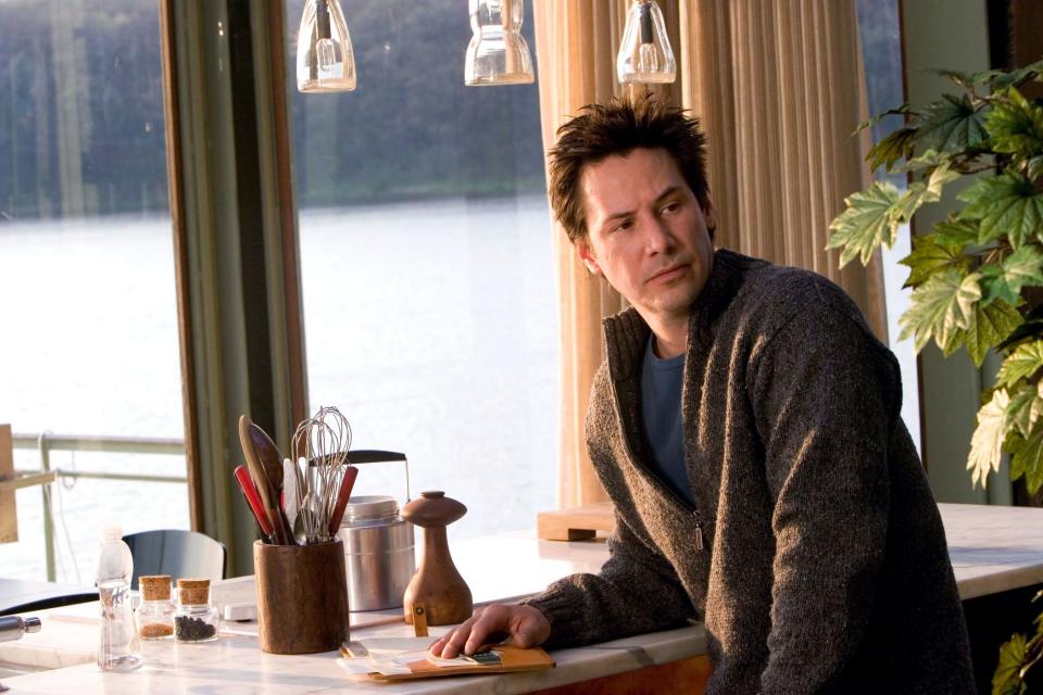 <h1 class="title">THE LAKE HOUSE, Keanu Reeves, 2006, ©Warner Bros./courtesy Everett</h1><cite class="credit">Everett Collection</cite>