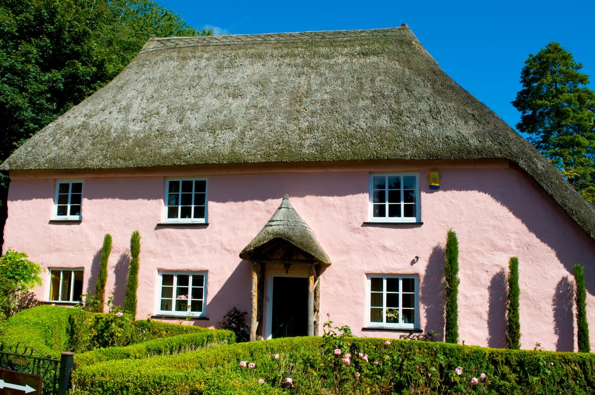 Thatched-roof houses are common in Cockington (Getty)