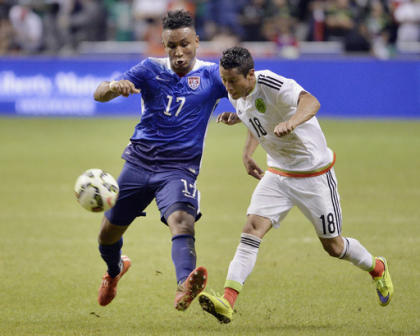 Juan Agudelo, or any of the other young U.S. strikers, would've made more sense than Alan Gordon. (AP Photo)