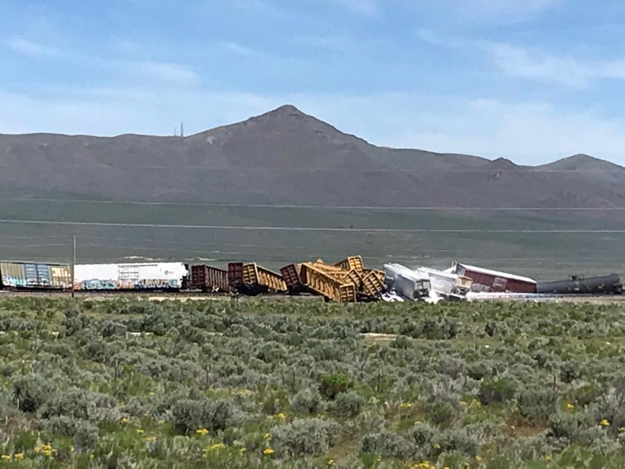 A cargo train containing explosives and military weapons derailed in northeast Nevada on Wednesday morning. (Photo: Elko County Sheriff's Office)